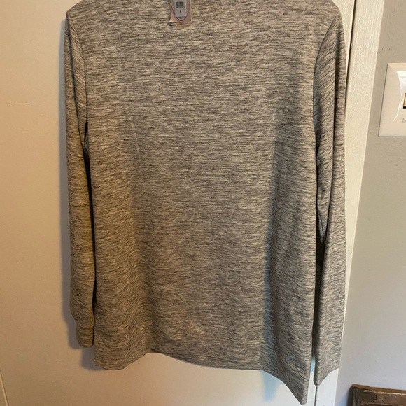 thyme nursing sweater brand new - Picture 2 of 2